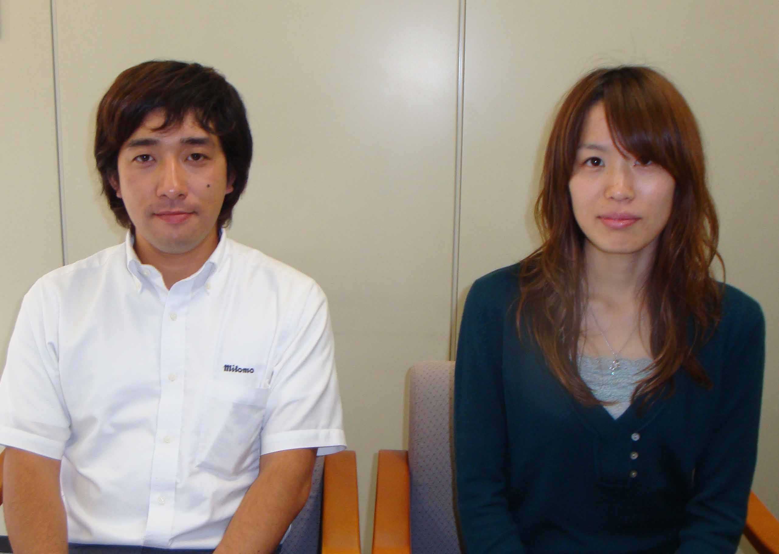 営業推進部 岡田主任(左)と片柳まどかさん
