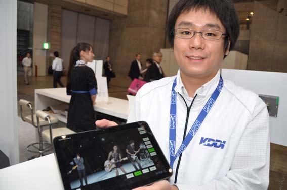 開発チームの堀内俊治博士(KDDI研究所)