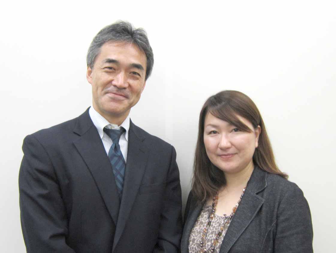 日本IBMの藤原 忍氏(左)とネットワールドの竹内 麻子氏