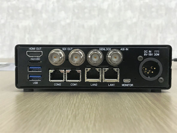 リアルタイムデコーダ「MpegBlockV MNB4000DEC」(背面)