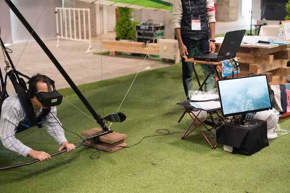 VRコーナーで冒険も(昨年の会場)